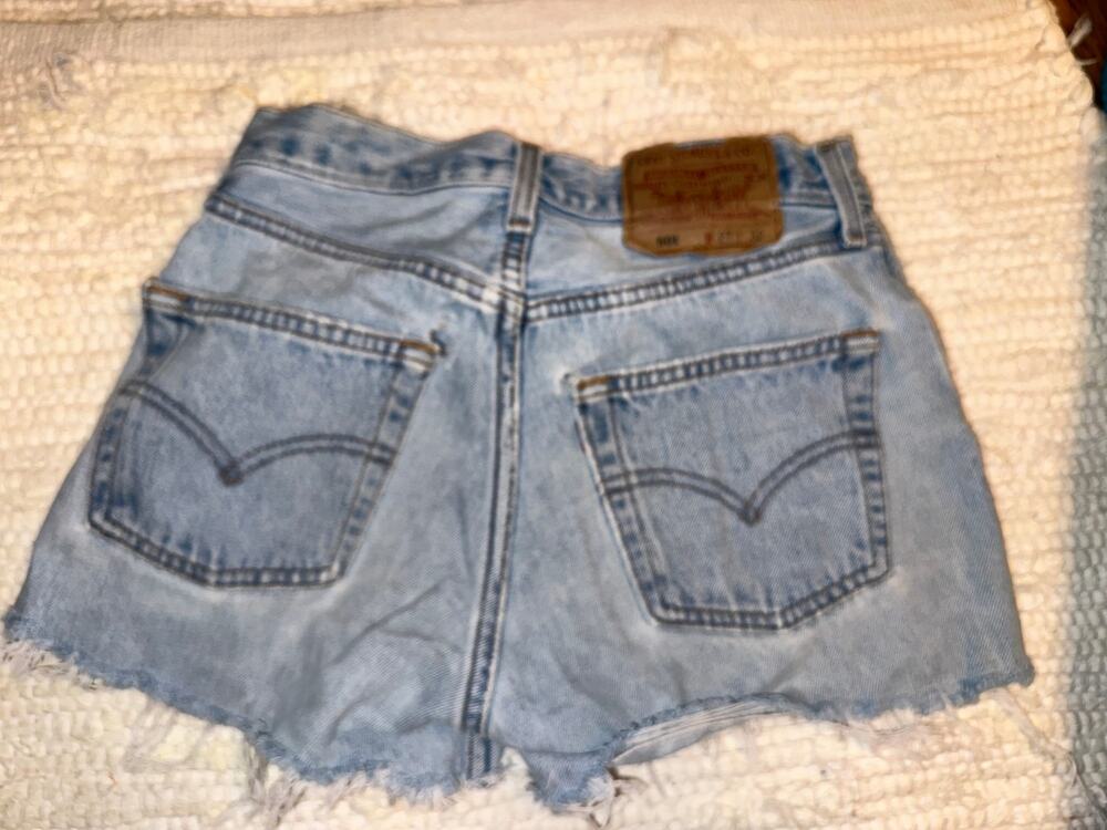VINTAGE LEVIS  501 BUTTONFLY CUTOFFS SHORTS DAISY DUKES
